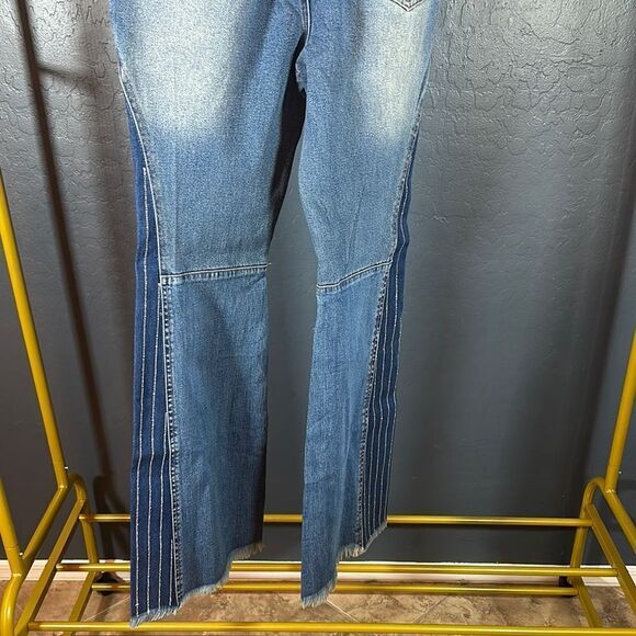 NWT Blue B Flare Wide Leg Jeans with High Waist and Distressed Details - Picture 6 of 10